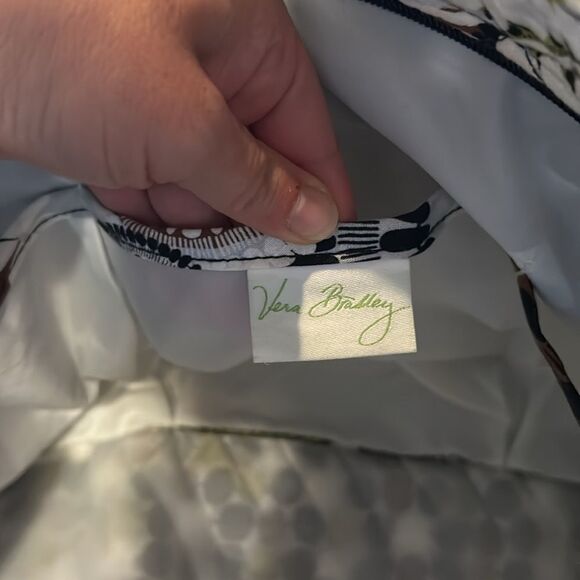 Vera Bradley cotton quilted stroll along circle pattern diaper bag - Picture 6 of 10